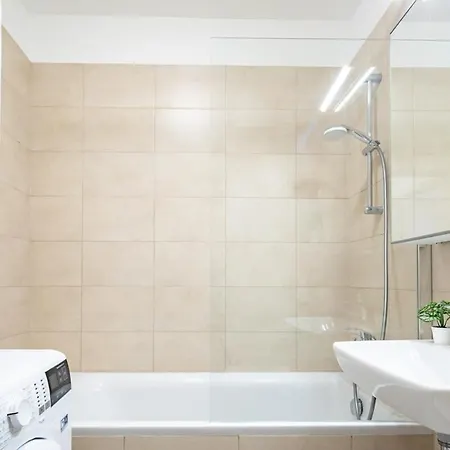 - Terrace - Modern Budapeste