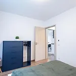 - Terrace - Modern Apartman *