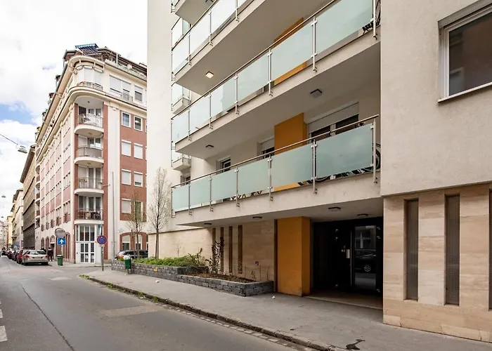 - Terrace - Modern * Budapest